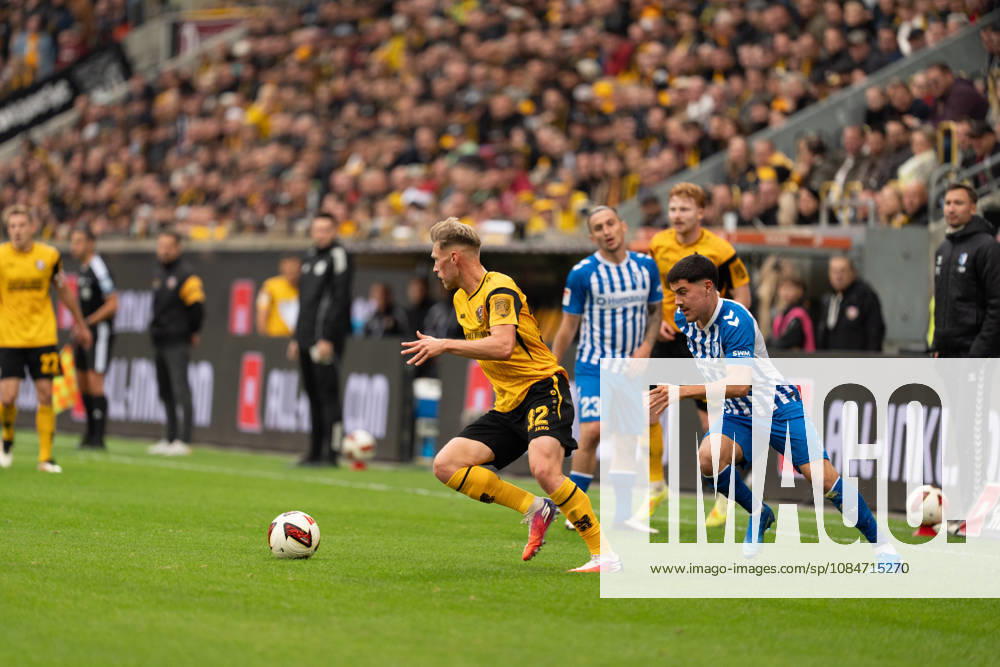 Pictured: Jonas Sterner, 32, of SG Dynamo Dresden, on the ball, October 10, 2026; SG Dynamo Dresden vs. 1. FC Magdeburg, Bundesliga Matchday 8, soccer, Germany, Dresden, Rudolf Harbig Stadium