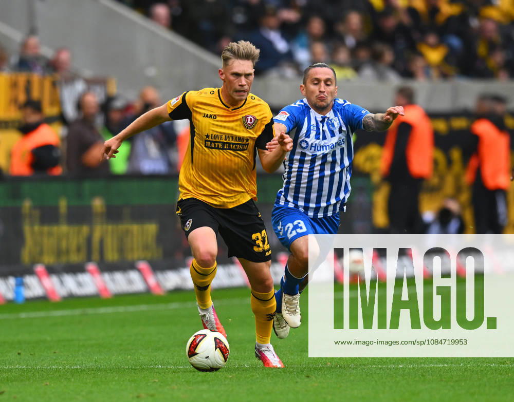 From left: Jonas Sterner (Dresden) vs. Baris Atik (Magdeburg), October 18, 2026, Soccer, GER, 2026–2027 season, 2. Bundesliga, Second Division, Matchday 8, Rudolf Harbig Stadium, Dresden, SG Dynamo Dresden vs. 1. FC Magdeburg, DFB and DFL regulations prohibit any use of photographs as image sequences and or quasi-video,