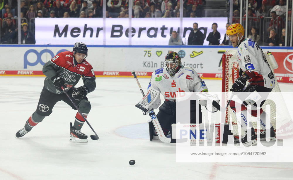 From left: Markus Ljungh, Koelner Haie 61; Kristers Gudlevskis, Pinguins Bremerhaven 30; Nicholas B. Jensen, Pinguins Bremerhaven 48 GER, Cologne Sharks vs. Pinguins Bremerhaven, Ice Hockey, PENNY DEL, Matchday 10, 2026–2027 Season, October 18, 2026 GER, Cologne Sharks vs. Pinguins Bremerhaven, Ice Hockey, PENNY DEL, Matchday 10, 2026–2027 Season, October 18, 2026 Cologne