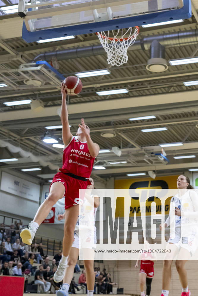 Toyota DBBL 2026–2027 HalFit Lions vs. BC Marburg, Halle an der Saale, Germany, October 18, 2026. Pictured: Alexia Allesch of Halle with the ball, Halle an der Saale, swh Arena, Saxony-Anhalt, Germany
