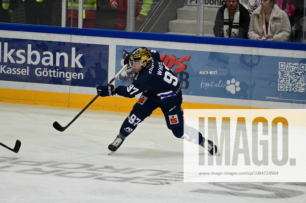 Kassel, Probonio Arena Ice Hockey DEL 2 Playoffs 2026–2027 Season Kassel Huskies vs. EV Landshut Free agent Matt White 97, Kassel Huskies