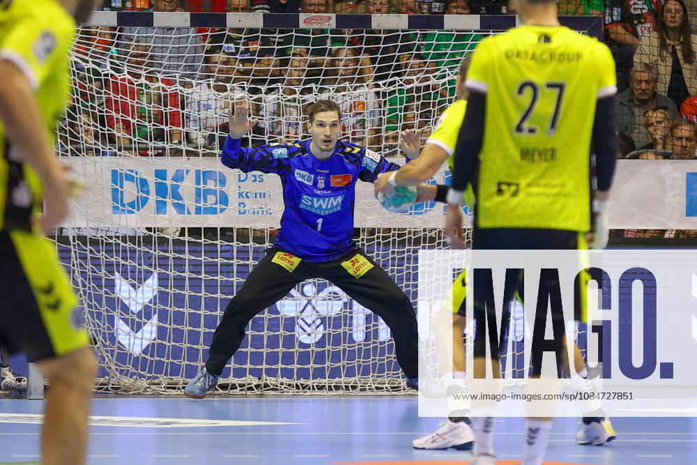 Opel HBL SC Magdeburg vs. TVB Stuttgart, from left: Dominik Kuzmanovic (Magdeburg), 1 (Magdeburg)