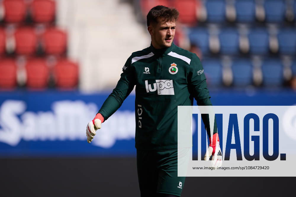 CA Osasuna v Real Racing Club de Santander - LaLiga EA Sports Julen Agirrezabala of Real Racing Club de Santander looks on prior to the LaLiga EA Sports match between CA Osasuna and Real Racing Club de Santander at El Sadar on October 18, 2026, in Pamplona, Spain. Pamplona El Sadar Navarra Spain RL_CAOvRCS_2K26_0001