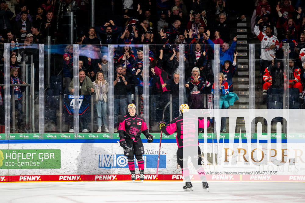 Ice Hockey Season 2026–2027 Penny DEL Nuremberg Ice Tigers Icetigers Red Bull Munich ThHa Goal celebration, joy, cheering Noah Samanski 8, Nuremberg Ice Tigers, NIT Timo Bakos 22, Nuremberg Ice Tigers, NIT