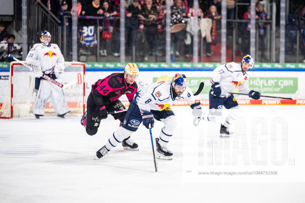 Tobias Rieder 8, RBM, Nuremberg Ice Tigers vs. Red Bull Munich, Ice Hockey, Penny DEL, Matchday 10, October 18, 2026, Nuremberg Ice Tigers vs. Red Bull Munich, Ice Hockey, Penny DEL, Matchday 10