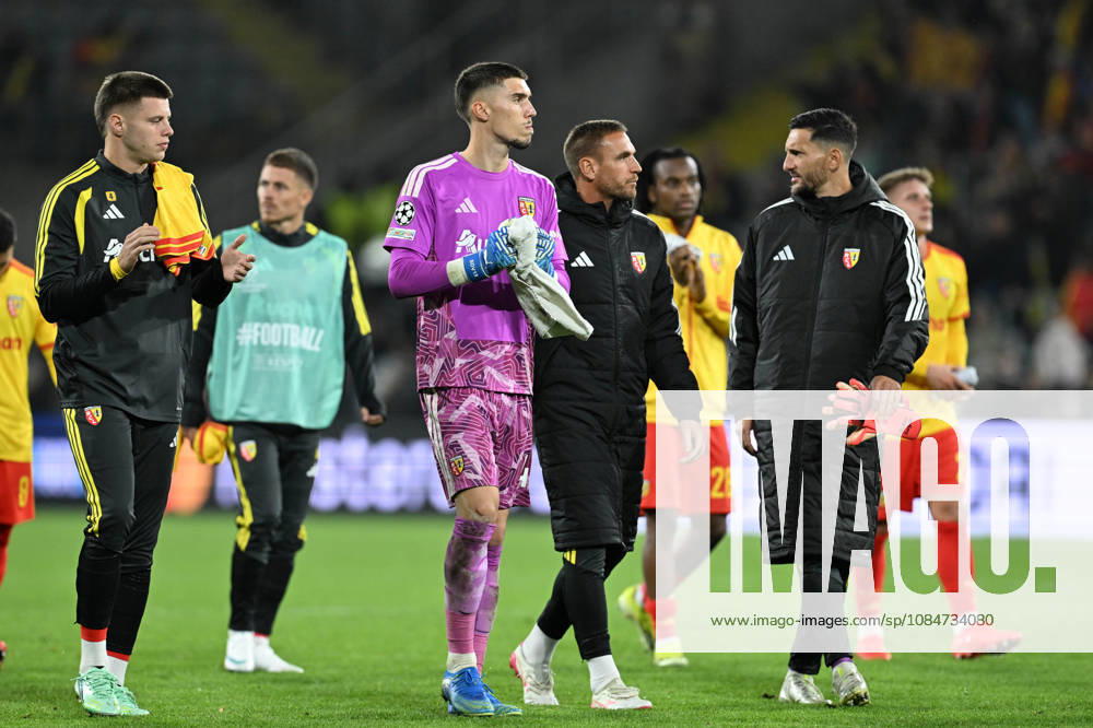 RC Lens vs Sporting CP goalkeeper Robin Risser (40) of RC Lens pictured during the Uefa Champions League matchday 2 game in the League phase in season 2026 - 2027 between Racing Club de Lens and Sporting CP Lisbon on October 13 , 2026 in Lens, France. (Photo by David Catry Sportpix) Lens Stade Bollaert Delelis France