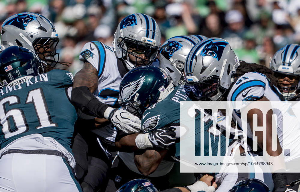 Oct 18, 2026; Philadelphia, PA, USA; Philadelphia Eagles running back Dameon Pierce (39) surrounded for a tackle during the NFL, American Football Herren, USA football matchup between the Carolina Panthers and Philadelphia Eagles at Lincoln Financial Field. Mandatory Credit: -Cal Media NFL 2026: Panthers Vs Eagles OCT 18 - ZUMAcs17 20261018_faf_cs17_030