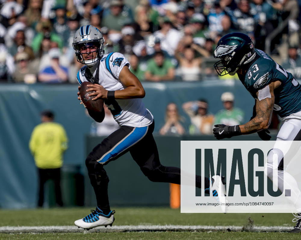 Oct 18, 2026; Philadelphia, PA, USA; Carolina Panthers quarterback Bryce Young (9) scrambles away from Philadelphia Eagles linebacker Zack Baun (53) during the NFL, American Football Herren, USA football matchup between the Carolina Panthers and Philadelphia Eagles at Lincoln Financial Field. Mandatory Credit: -Cal Media Philadelphia USA - ZUMAcs17 20261018_faf_cs17_028