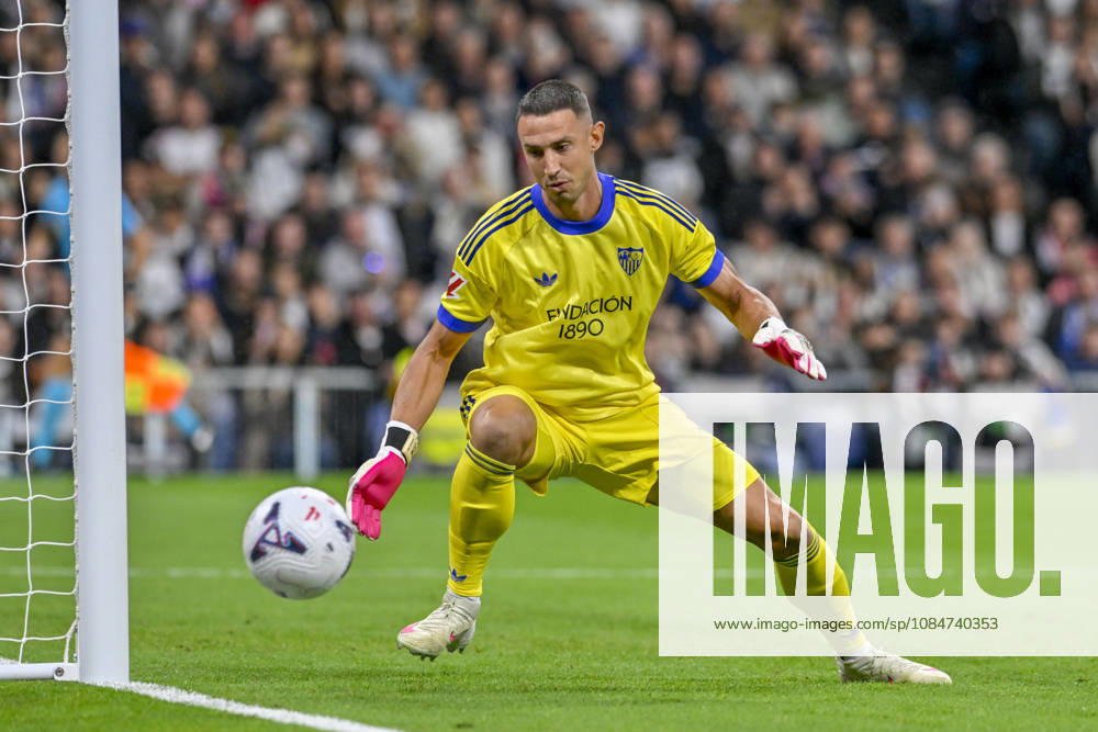 1 ODYSSEAS VLACHODIMOS of Sevilla Futbol Club in action during the match on Matchday 9 of the 2026-27 National League First Division Championship between REAL MADRID C.F. and SEVILLA FC, played at the Bernabeu Stadium on October 17, 2026, in Madrid, Spain. REAL MADRID C.F. Vs. SEVILLA FC - 2026 27 National League First Division Championship 10.18.26 - ZUMAc312 20261018_zsp_c312_002