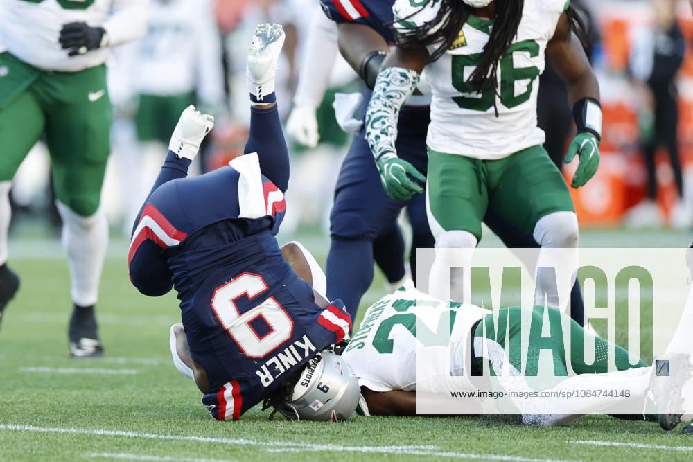 New England Patriots running back Corey Kiner is tackled by New York Jets cornerback Brandon Stephens, right, during the second half at Gillette Stadium in Foxborough, Massachusetts on Sunday, October 18, 2026. BOP20261018012 CJxGUNTHER