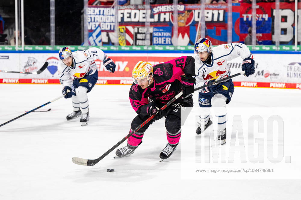 Greg Meireles, 43, Nuremberg Ice Tigers, NIT, Nuremberg Ice Tigers vs. Red Bull Munich, Ice Hockey, Penny DEL, Matchday 10, October 18, 2026, Nuremberg Ice Tigers vs. Red Bull Munich, Ice Hockey, Penny DEL, Matchday 10