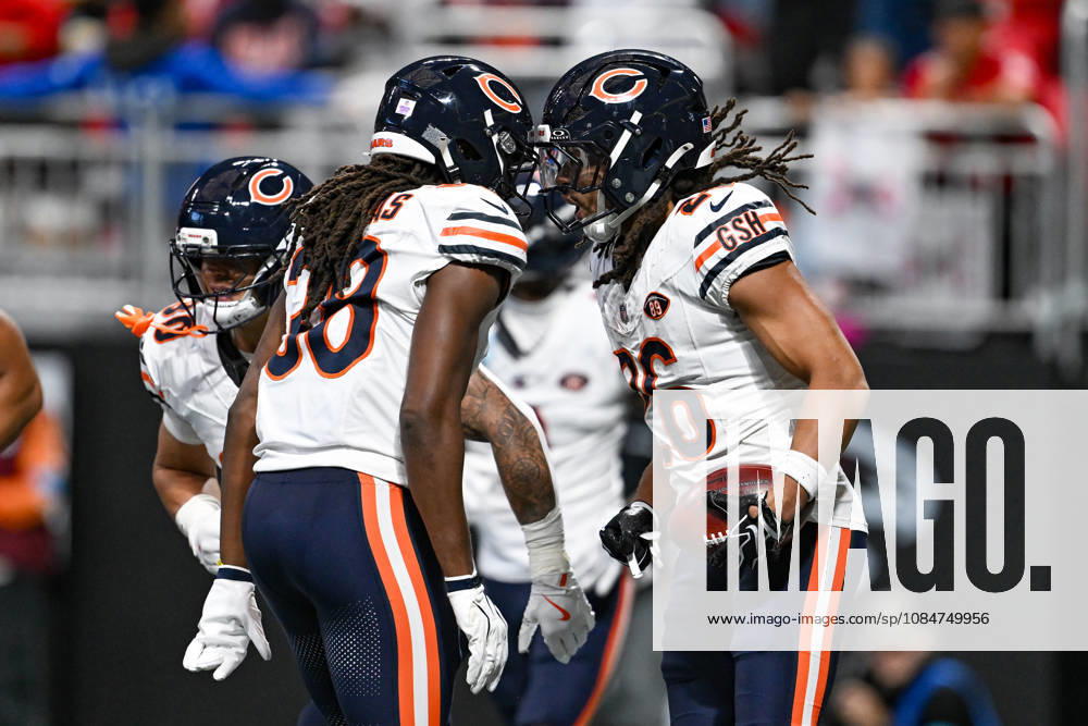 ATLANTA, GA - OCTOBER 18: Chicago safety Skyler Thomas (38) and cornerback Nick McCloud (26) celebrate during the NFL, American Football Herren, USA game between the Chicago Bears and the Atlanta Falcons on October 18th, 2026 at Mercedes-Benz Stadium in Atlanta, GA. (Photo by Rich von Biberstein Icon Sportswire) NFL: OCT 18 Bears at Falcons Icon261018036