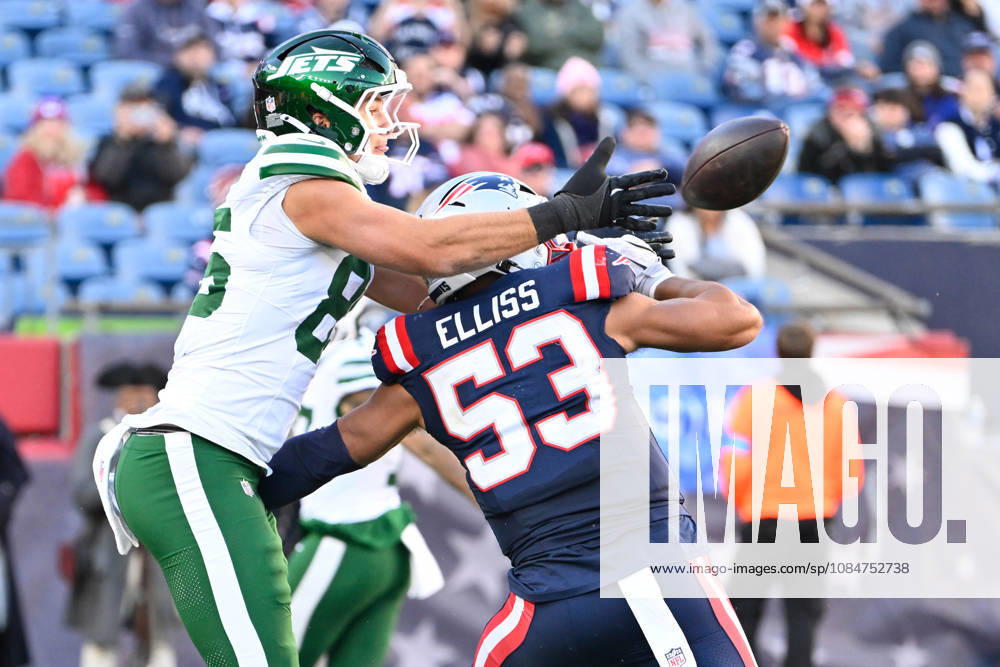 Oct 18, 2026; Foxborough, MA, USA; New England Patriots linebacker Christian Elliss (53) breaks up a pass to New York Jets tight end Mason Taylor (85) during the second half at Gillette Stadium. Mandatory Credit: -Cal Media Foxborough USA - ZUMAc04_ 20261018_zma_c04_033
