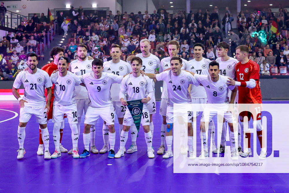 Futsal, World Cup Qualifiers, Germany vs. Lithuania, Westenergie Sports Hall, Mülheim an der Ruhr, 2026–2027 Season. The German team group photo. DFB regulations prohibit any use of photographs as image sequences and or quasi-video. North Rhine-Westphalia, Germany