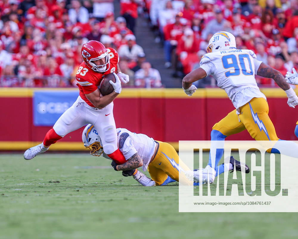 Oct 18, 2026: Kansas City Chiefs tight end Noah Gray (83) tries to break a tackle by Los Angeles Chargers cornerback Elijah Molden (2) in Kansas City, MO, USA; at Arrowhead Stadium. Mandatory Credit: -Cal Media Kansas City USA - ZUMAc04_ 20261018_zma_c04_356