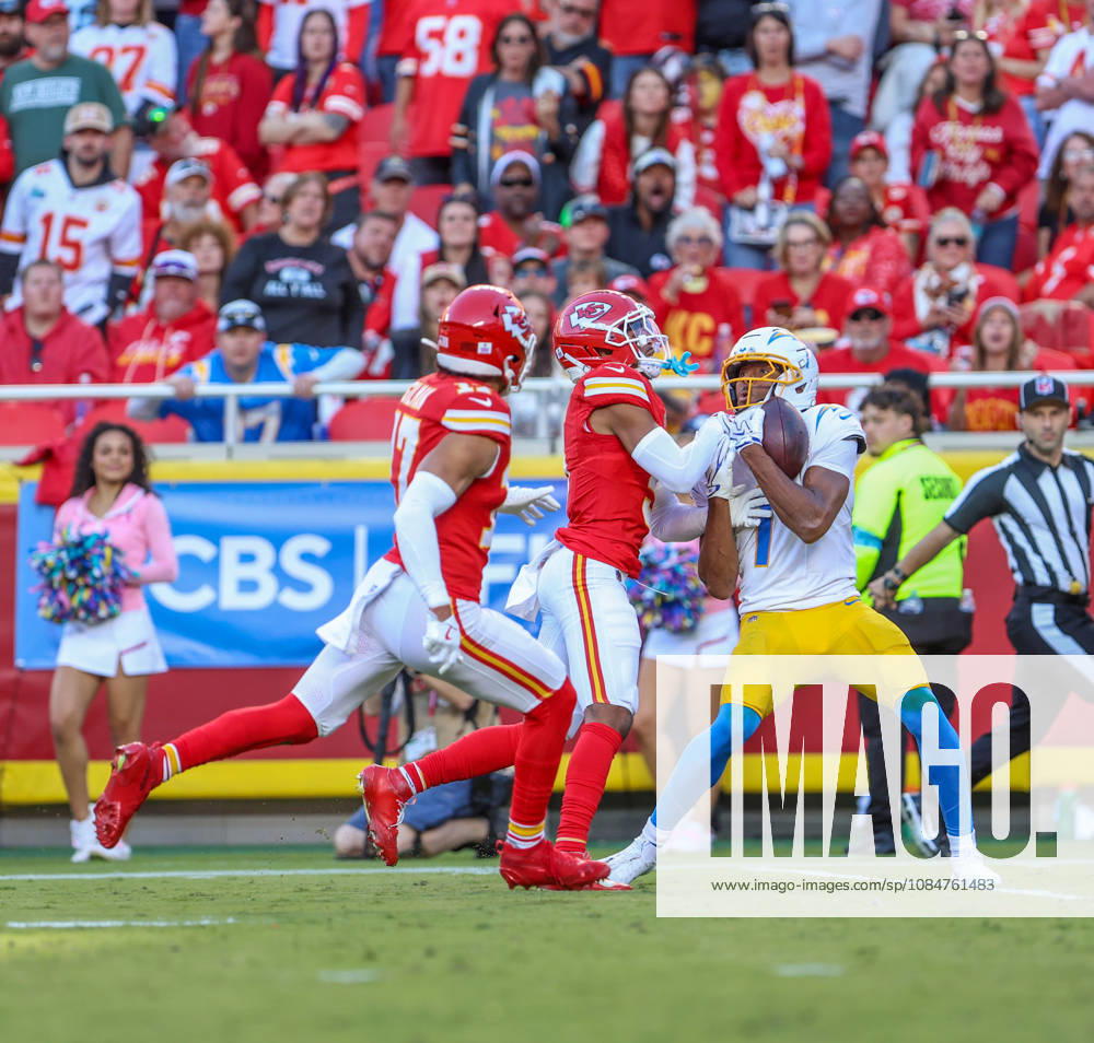 Oct 18, 2026: Los Angeles Chargers wide receiver Quentin Johnston (1) catches a deep pass from Los Angeles Chargers quarterback Justin Herbert (10) against Kansas City Chiefs cornerback Mansoor Delane (5) in Kansas City, MO, USA; at Arrowhead Stadium. Mandatory Credit: -Cal Media Kansas City USA - ZUMAc04_ 20261018_zma_c04_373