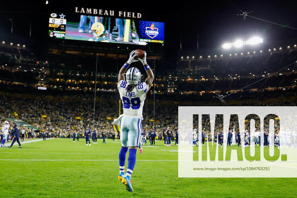 Oct 18, 2026; Green Bay, WI, USA; Dallas Cowboys wide receiver Ceedee Lamb (88) warming up before the NFL, American Football Herren, USA game against the Green Bay Packers at Lambeau Field. Mandatory Credit: -Cal Media. NFL 2026: Cowboys Vs Packers OCT 18 - ZUMAc04_ 20261018_zma_c04_413