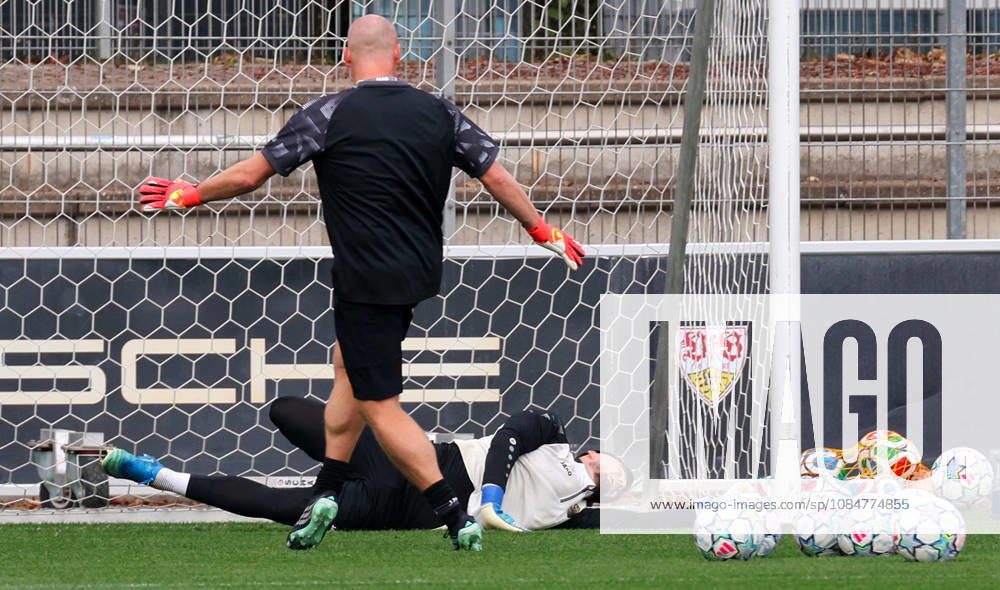 Stuttgart, Soccer, UEFA Champions League, 2026–2027 season, VfB Stuttgart practice, Dennis Seimen
