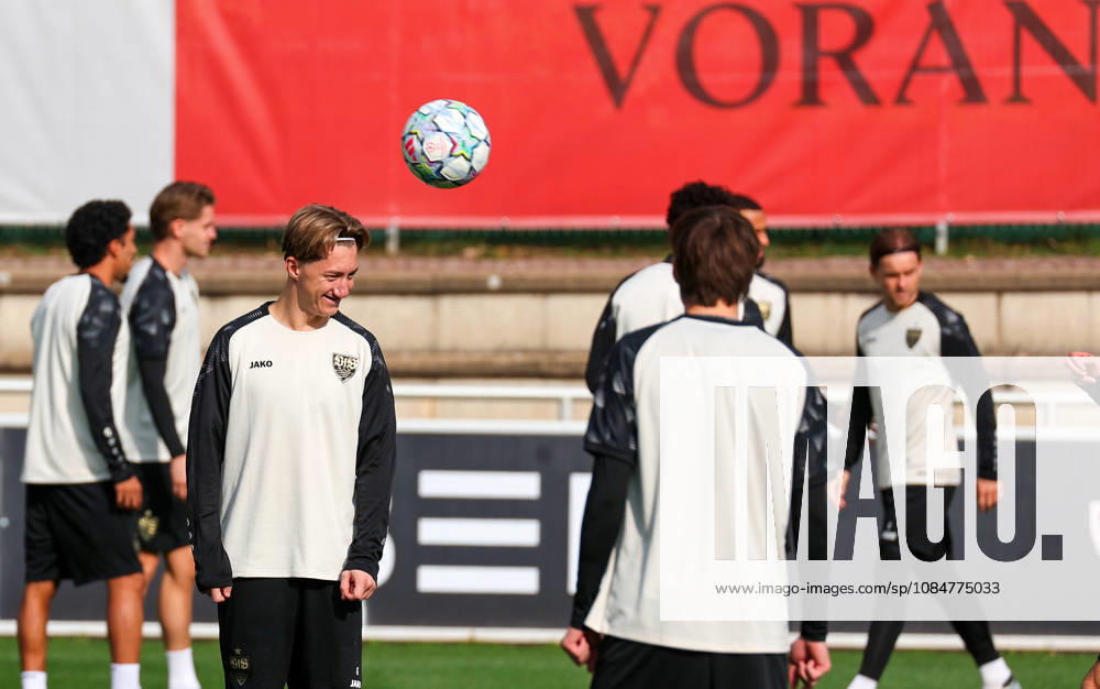 Stuttgart, Soccer, UEFA Champions League, 2026–2027 Season, VfB Stuttgart Practice, Angelo Stiller