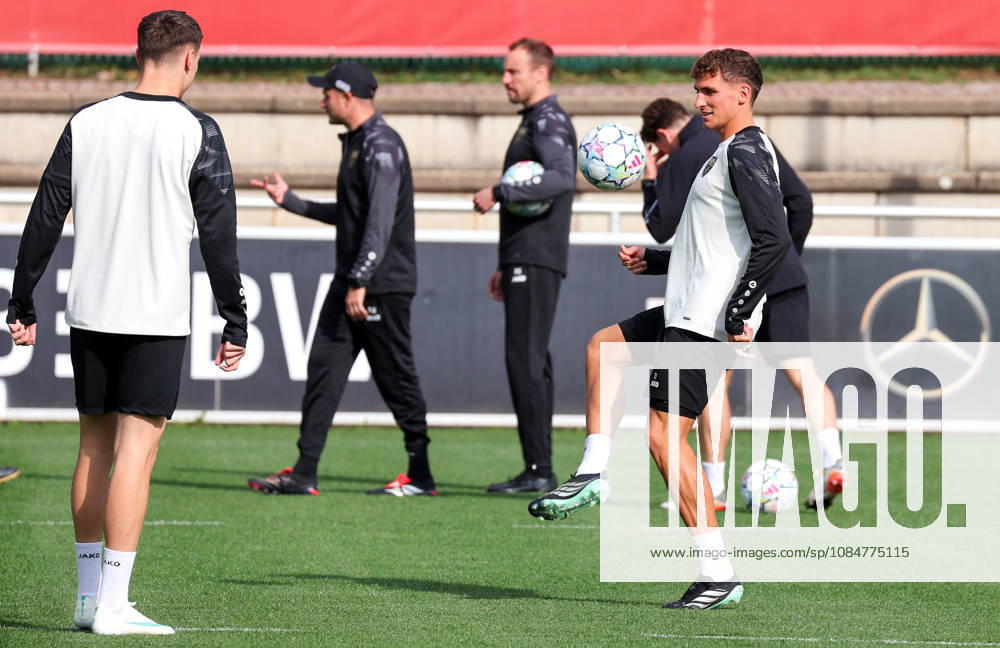 Stuttgart, Soccer, UEFA Champions League, 2026–2027 Season, VfB Stuttgart Practice, Grischa Prömel