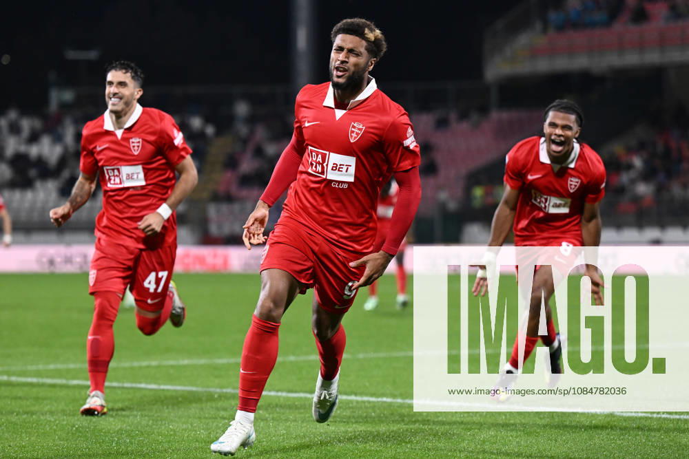 Db Monza 19 10 2026 - campionato di calcio serie A Monza-Cagliari foto Daniele Buffa Image nella foto: esultanza gol Gustavo Varela