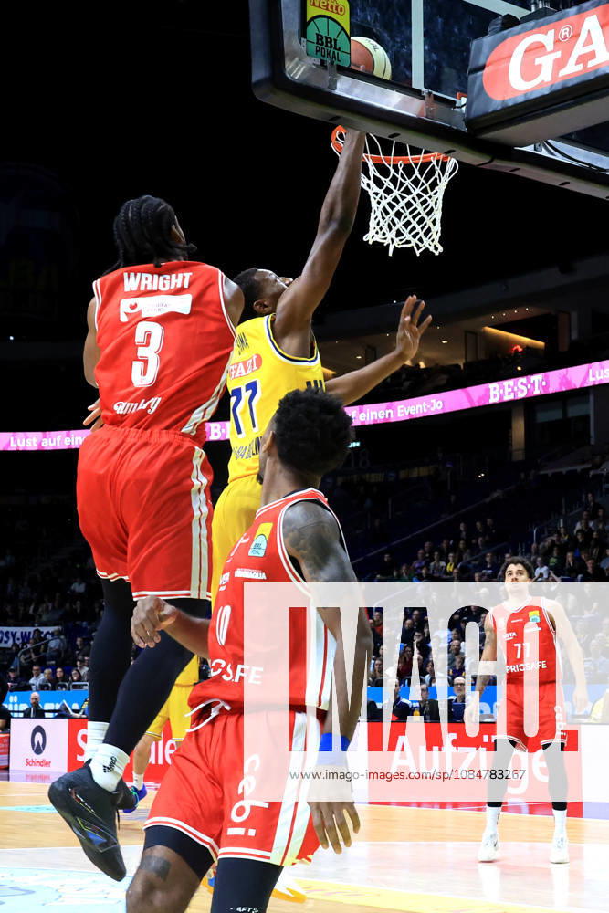 Germany, GER, DEU, Basketball, BBL Cup, Day 1, 2026–2027 Season, Berlin, ALBA Berlin vs. Bamberg, Sima Fatty Yankuba (ALBA Berlin) 77, Jordan Wright (Bamberg) 3, Mylik Wilson (Bamberg) 10, nordphoto GmbH, Engler, Berlin, Uber Arena, Berlin, Germany