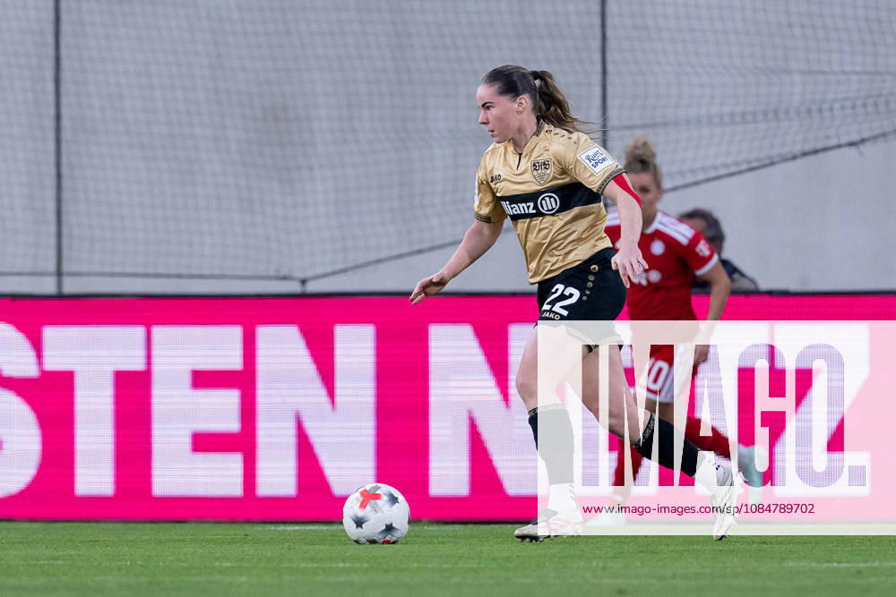 Adriana Achcinska, VfB Stuttgart, 22 GER, FC Bayern Munich Women vs. VfB Stuttgart, Soccer, Google Pixel Women s Bundesliga, Matchday 7, 2026–2027 Season, October 19, 2026 DFL DFB regulations prohibit any use of photographs as image sequences and or quasi-video. Photo: HMB Media, Heike Feiner