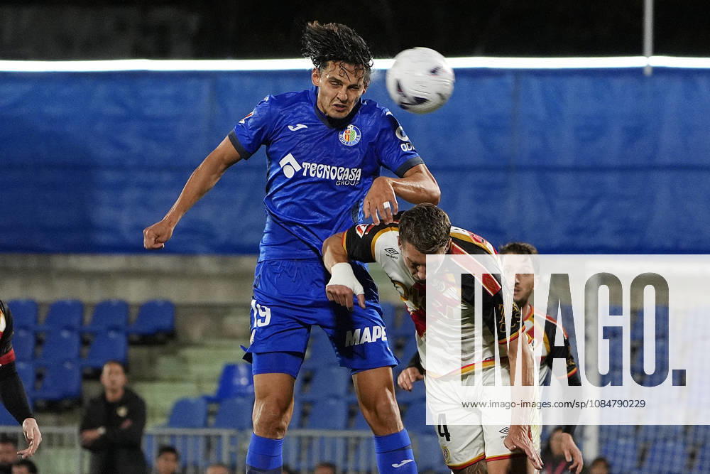 Getafe CF s Enes Unal (l) and Rayo Vallecano s Florian Lejeune during La Liga match. October19, 2026. (20261019141)