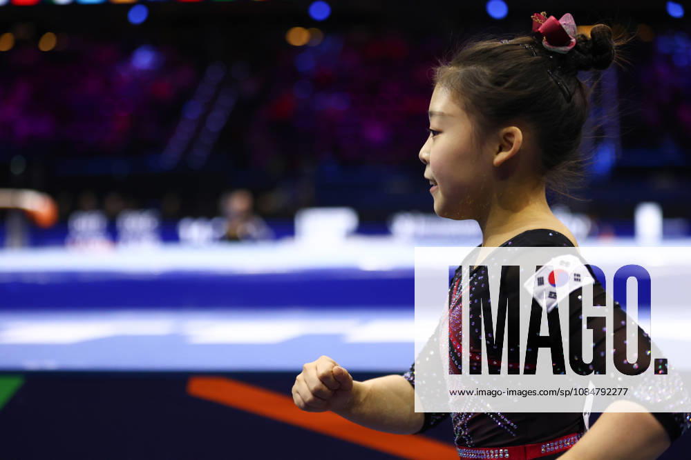 HWANG SEOHYUN of South Korea reacts after competing on the Floor Exercise during the Women s Qualifications of the 54th Artistic Gymnastics World Championships at the Ahoy Arena in Rotterdam, Netherlands. Rotterdam Netherlands - ZUMAc179 20261019_zep_c179_092