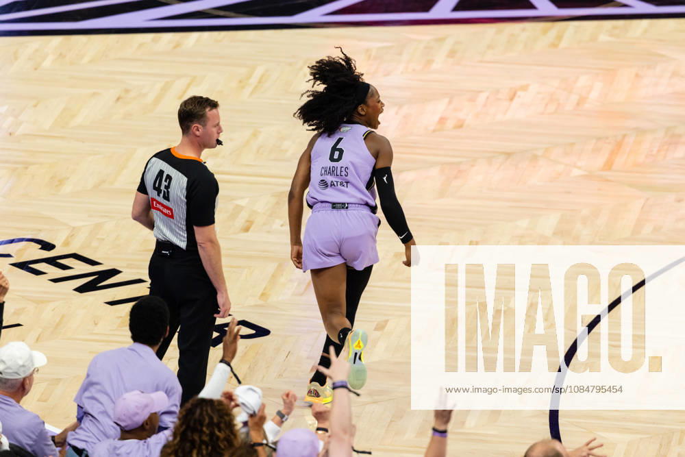 SAN FRANCISCO, CA - OCTOBER 19: Kaila Charles 6 of the Golden State Valkyries celebrates a three during Game Two of the WNBA, Basketball Damen, USA Finals against the Atlanta Dream on October 19, 2026 at Chase Center in San Francisco, CA. (Photo by Matthew Huang Icon Sportswire) WNBA: OCT 19 Finals Atlanta Dream at Golden State Valkyries Icon261019011
