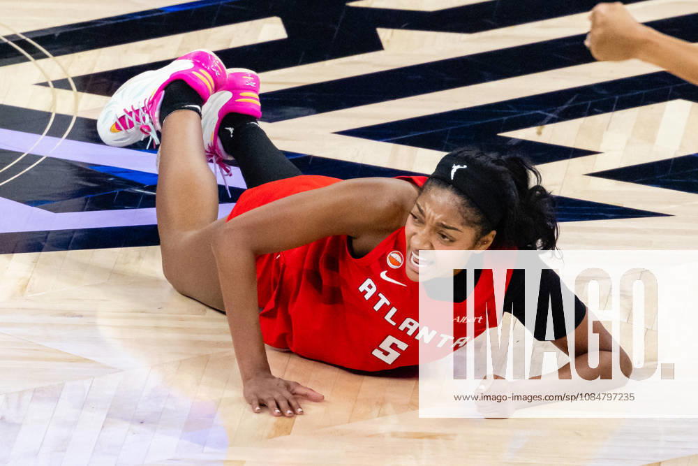 SAN FRANCISCO, CA - OCTOBER 19: Angel Reese 5 of the Atlanta Dream reacts to being fouled during Game Two of the WNBA, Basketball Damen, USA Finals against the Golden State Valkyries on October 19, 2026 at Chase Center in San Francisco, CA. (Photo by Matthew Huang Icon Sportswire) WNBA: OCT 19 Finals Atlanta Dream at Golden State Valkyries Icon261019028