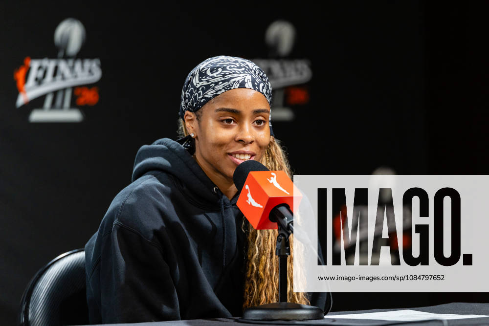 SAN FRANCISCO, CA - OCTOBER 19: Jordin Canada 3 of the Atlanta Dream speaks with the media after a win in Game Two of the WNBA, Basketball Damen, USA Finals against the Golden State Valkyries on October 19, 2026 at Chase Center in San Francisco, CA. (Photo by Matthew Huang Icon Sportswire) WNBA: OCT 19 Finals Atlanta Dream at Golden State Valkyries Icon261019039