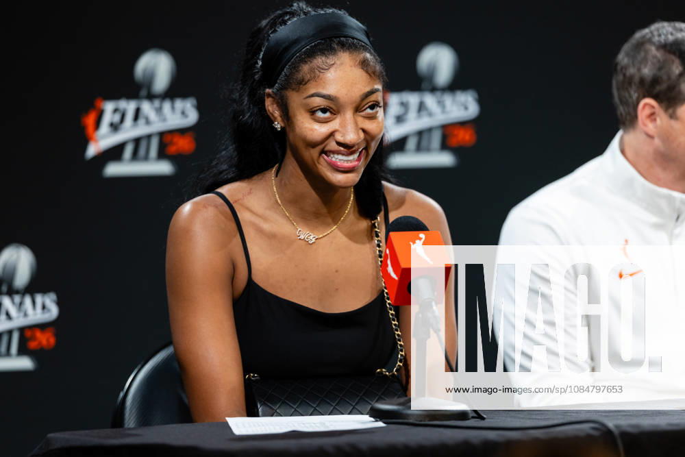 SAN FRANCISCO, CA - OCTOBER 19: Jordin Canada 3 of the Atlanta Dream smiles during a press conference, PK, Pressekonferenz after a win in Game Two of the WNBA, Basketball Damen, USA Finals against the Golden State Valkyries on October 19, 2026 at Chase Center in San Francisco, CA. (Photo by Matthew Huang Icon Sportswire) WNBA: OCT 19 Finals Atlanta Dream at Golden State Valkyries Icon261019040