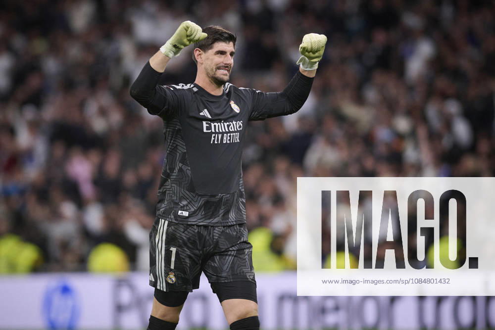 LaLiga - Real Madrid CF v Sevilla FC Real Madrid CF’s Thibaut Courtois during La Liga match. October 18 ,2026. Photo by Ropero AlterPhotos ABACAPRESS.COM Madrid Madrid Spain