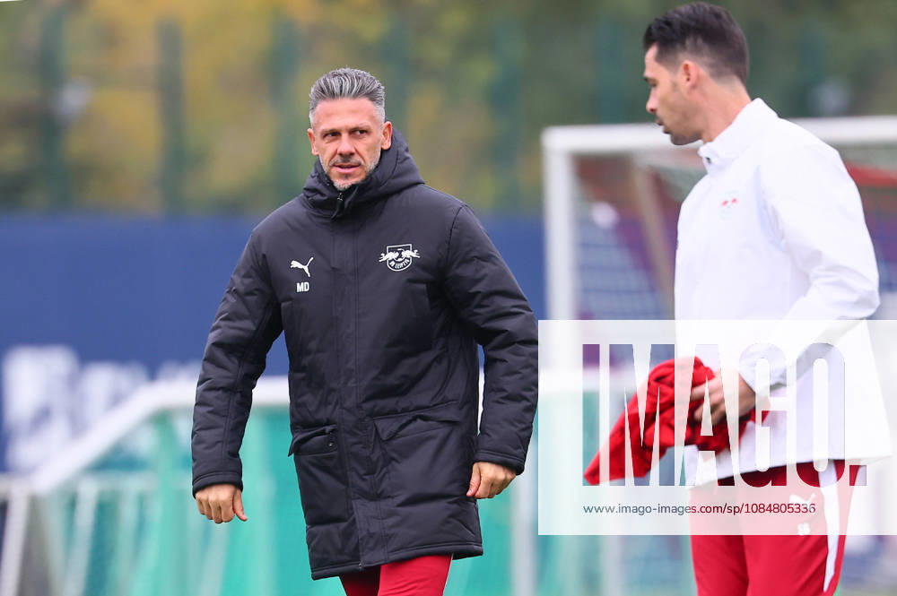 RB Leipzig Champions League Training, Leipzig, October 20, 2026, RB Academy, UEFA Champions League, RB Leipzig s final training session the day before Real Madrid vs. RB Leipzig. Pictured from left: Head Coach Martin Demichelis and Assistant Coach Thomas Stefan Buck, both of RB Leipzig, Picture Point
