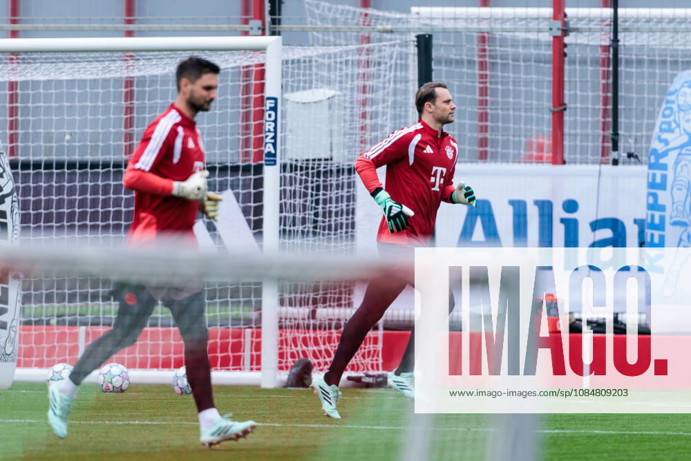 Manuel Neuer (FC Bayern Muenchen, 1) during the training session before the UEFA Champions League match between FC Bayern Muenchen vs. Arsenal FC at Trainingsgelaende an der Saebener Str on October 20, 2026 in Munich, Germany. Bavaria Germany
