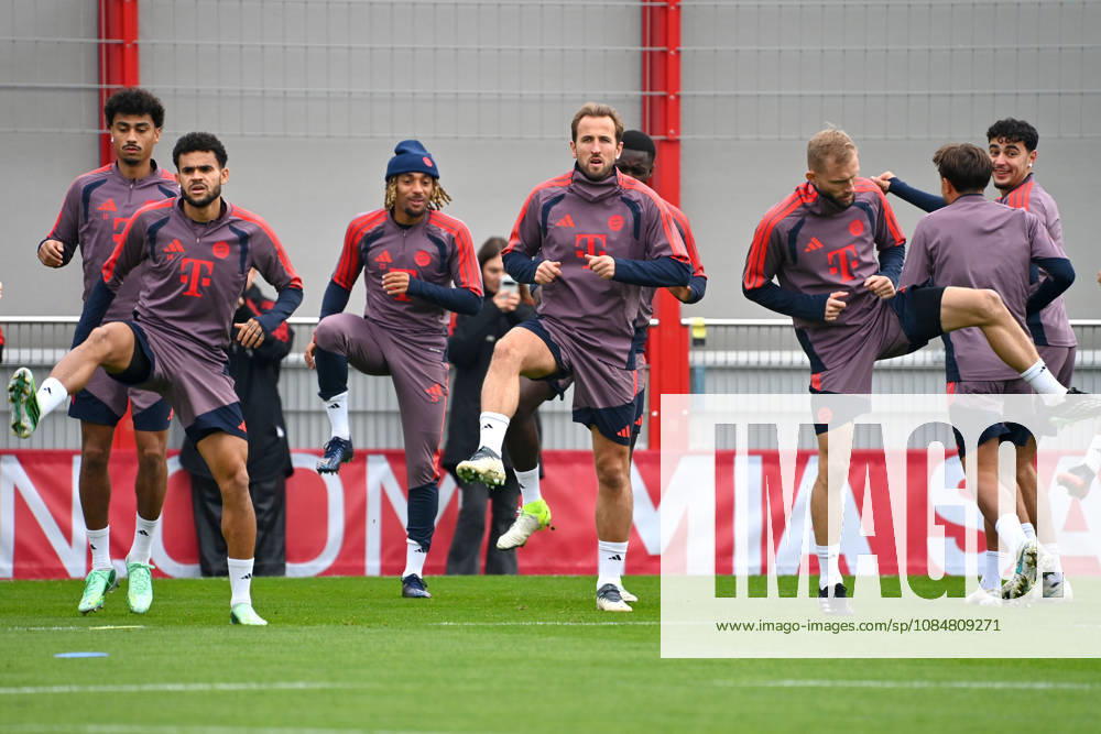 Players (from left): Nathaniel BROWN, Bayern Munich; Luis DIAZ, Bayern Munich; Sacha BOEY,Harry KANE, Bayern Munich; Konrad LAIMER, Bayern Munich; Aleksandar PAVLOVIC, Bayern Munich; Soccer Champions League, 2026–27 season, League Phase FINAL TRAINING on October 20, 2026, FC Bayern Munich vs. FC Arsenal