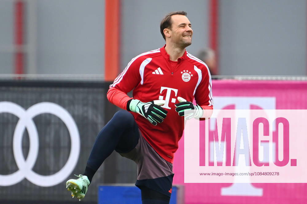 Manuel NEUER, Goalkeeper, Bayern Munich, Action, Single Frame, Cropped Single Shot, Half-Length, Soccer Champions League, 2026–27 Season, League Phase: Final Training Session on October 20, 2026, FC Bayern Munich vs. FC Arsenal