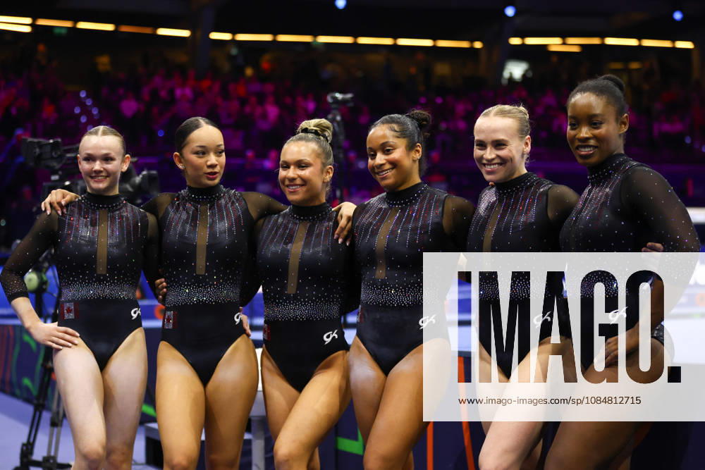 TEAM CANADA after the Women s Qualifications of the 54th Artistic Gymnastics World Championships at the Ahoy Arena in Rotterdam, Netherlands. Rotterdam Netherlands - ZUMAc179 20261019_zep_c179_187