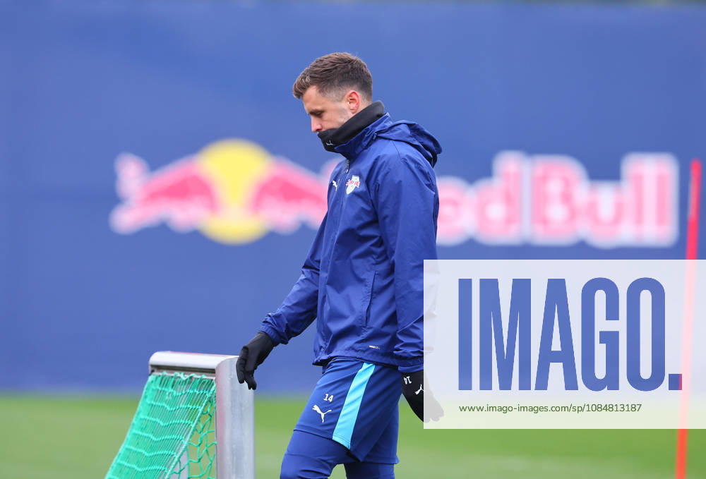 RB Leipzig Training: Champions League, Leipzig, October 20, 2026, RB Academy, UEFA Champions League, RB Leipzig s final training session the day before Real Madrid vs. RB Leipzig; pictured: Christoph Baumgartner, 14, RB Leipzig, Picture Point