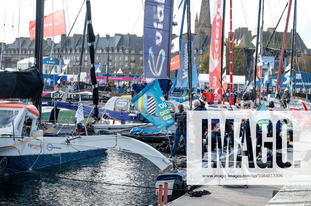 ROUTE DU RHUM PHOTOPQR OUEST FRANCE ELSA RANCEL OUEST-FRANCE ; SAINT-MALO ; 20 10 2026 ; ROUTE DU RHUM Ouverture du village de la Route du Rhum, à Saint-Malo (Ille-et-Vilaine), le 20 octobre 2026. 1,2 million de visiteurs sont attendus pour cette édition. Dans quelques jours, 118 skippers en solitaire sur leurs bateaux prendront le départ de la 13ème édition La Route du Rhum Destination Guadeloupe dont le départ sera donné au large de Saint-Malo le dimanche 1er novembre 2026 à 13h02. Photo : ELSA RANCEL OUEST-FRANCE SAINT-MALO; 20 10 2026 opening of the Route du Rhum race village. SAINT-MALO France