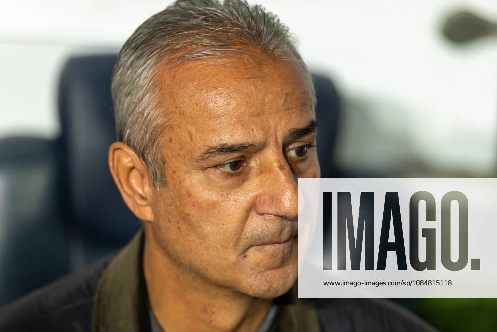2026-10-20 Fenerbahce SK v SK Slavia Praha - UEFA Champions League 2026 27 League Phase MD3 ISTANBUL, TURKEY - OCTOBER 20: Coach Ismail Kartal of Fenerbahce during the UEFA Champions League 2026 27 League Phase MD3 match between Fenerbahce SK and SK Slavia Praha at Ulker Sukru Saracoglu Stadium on October 20, 2026 in Istanbul, Turkey. (Photo by BSR Agency) Istanbul Turkey Content not available for redistribution in The Netherlands directly or indirectly through any third parties.