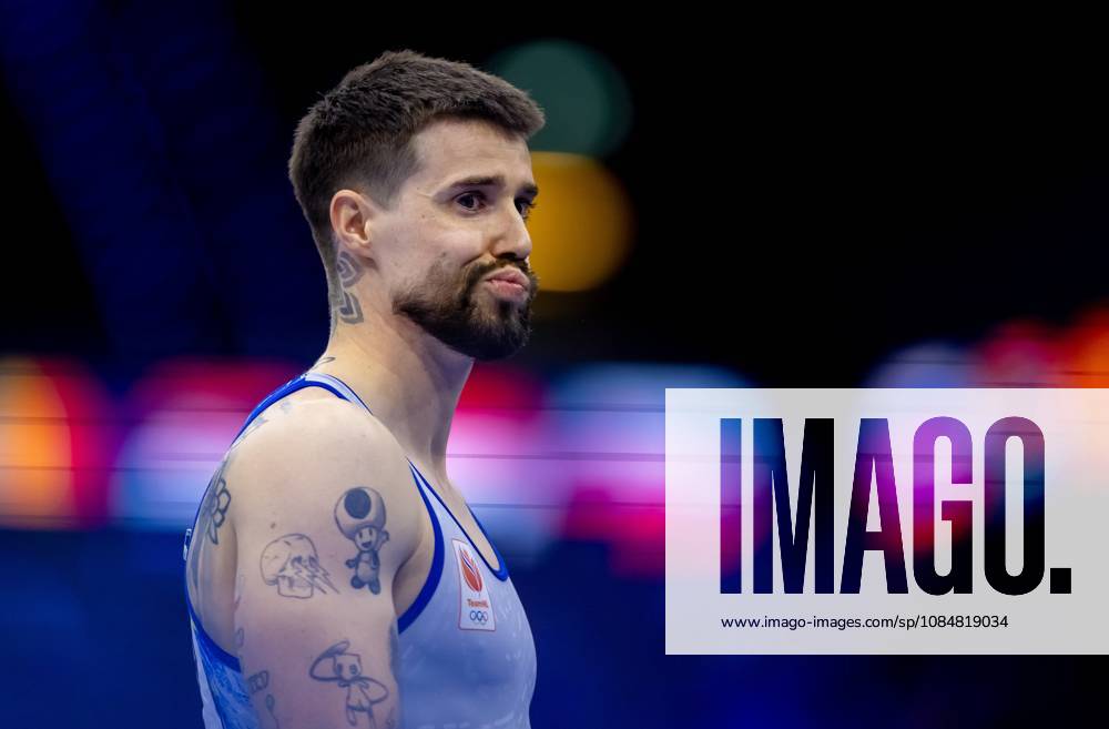 ROTTERDAM - Casimir Schmidt in action during the men s team final at the World Gymnastics Championships in Rotterdam Ahoy. IRIS VAN DEN BROEK ANP ANPxSportx IVx 573090872 originalFilename: 573090872