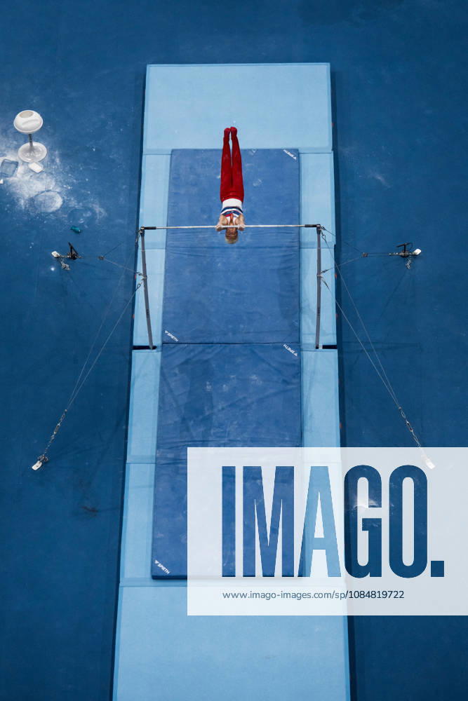 Danila Leykin of the United States competes on the horizontal bar during the men’s team final on day four of the 2026 Artistic Gymnastics World Championships on October 20, 2026 in Rotterdam. Photo by Joel Marklund, BILDBYRÅN. Code: JM JM0861 bbeng artistic gymnastics gymnastics world championships team final