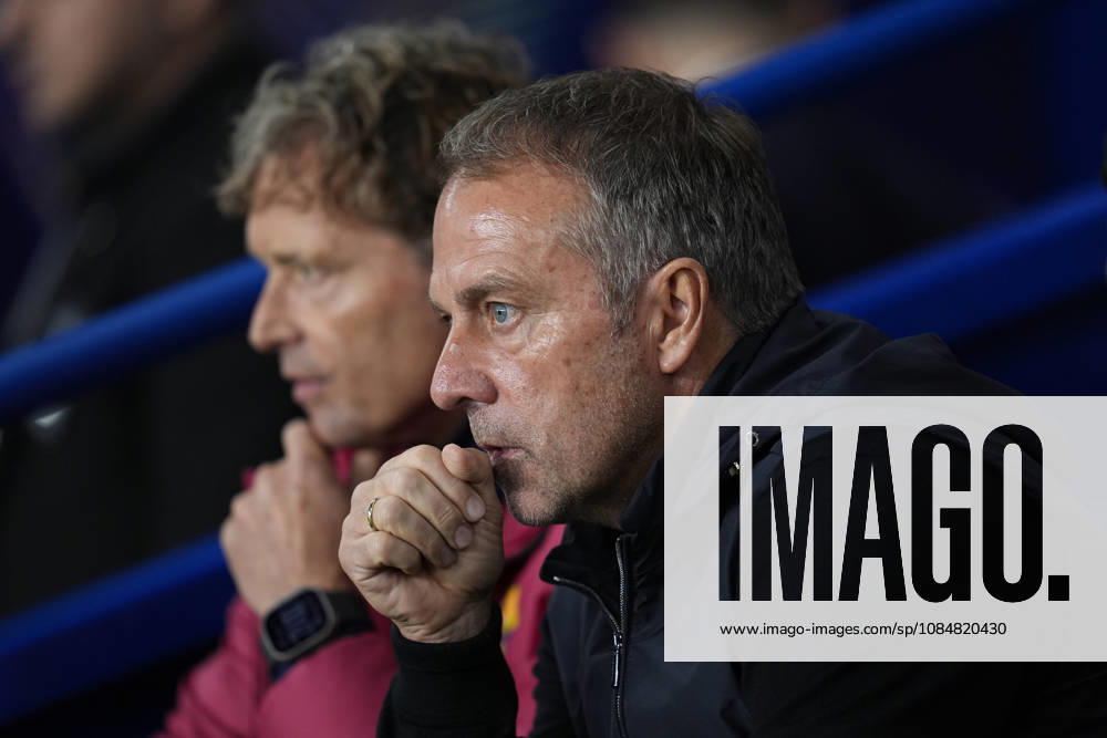 Hansi Flick, head coach of FC Barcelona, Barca looks on during the UEFA Champions League 2026 27 League Phase MD3 match between Paris Saint-Germain and FC Barcelona at Parc des Princes on Octuber 20, 2026, in Paris, France. Paris France - ZUMAa181 20261020_zaa_a181_053