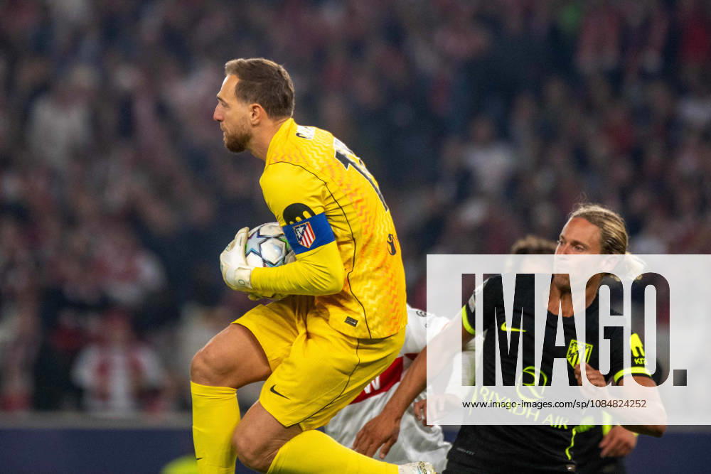 Goalkeeper Jan Oblak of Atlético Madrid and Marcos Llorente of Atlético Madrid, Germany, Stuttgart, October 20, 2026, soccer, UEFA Champions League: VfB Stuttgart vs. Atlético Madrid, 2026–2027 season, Matchday 3, MHP Arena