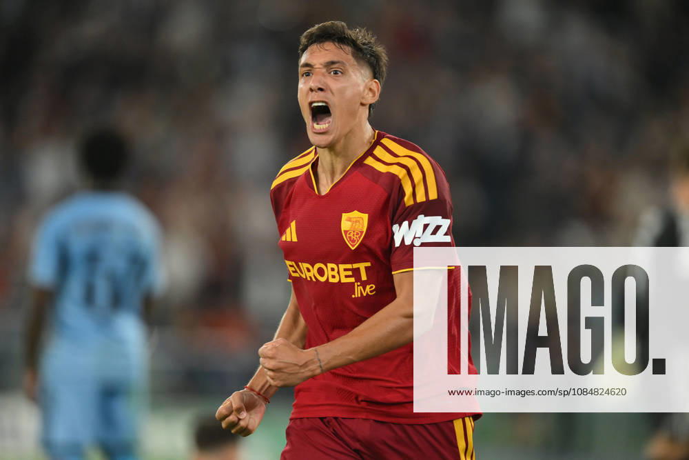 AS Roma v Slovan Bratislava - UEFA Champions League ROME, ITALY - OCTOBER 20 : Nahuer Molina (20) of AS Roma celebrates after scoring a goal during the Champions League match between AS Roma and Slovan Bratislava at Stadio Olimpico on October 20 ,2026 in Rome, Italy. Claudio Pasquazi Anadolu Rome Italy. Editorial use only. Please get in touch for any other usage.