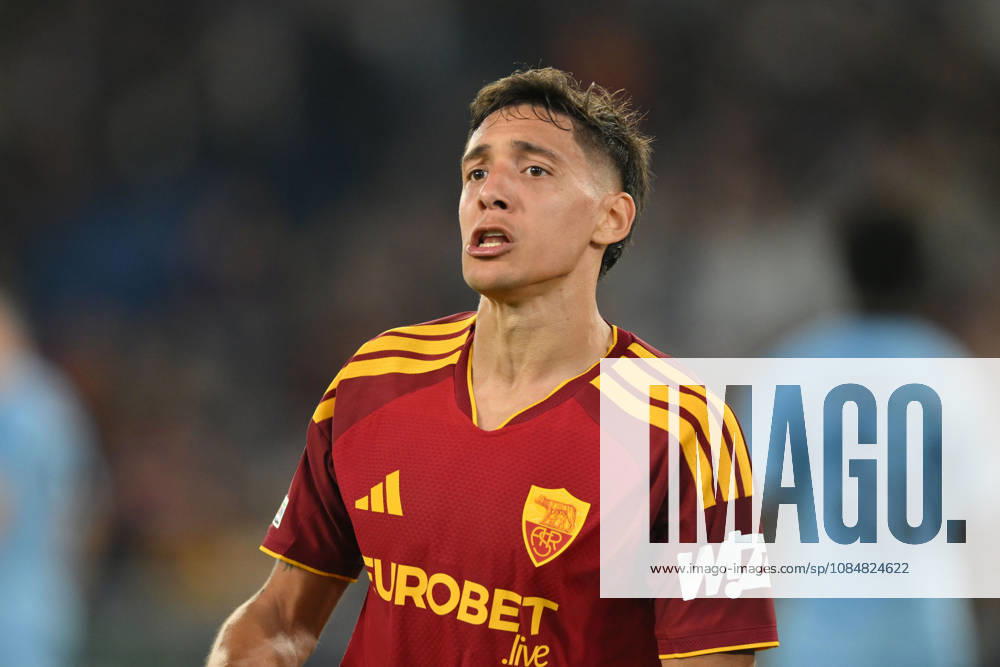 AS Roma v Slovan Bratislava - UEFA Champions League ROME, ITALY - OCTOBER 20 : Nahuer Molina (20) of AS Roma celebrates after scoring a goal during the Champions League match between AS Roma and Slovan Bratislava at Stadio Olimpico on October 20 ,2026 in Rome, Italy. Claudio Pasquazi Anadolu Rome Italy. Editorial use only. Please get in touch for any other usage.