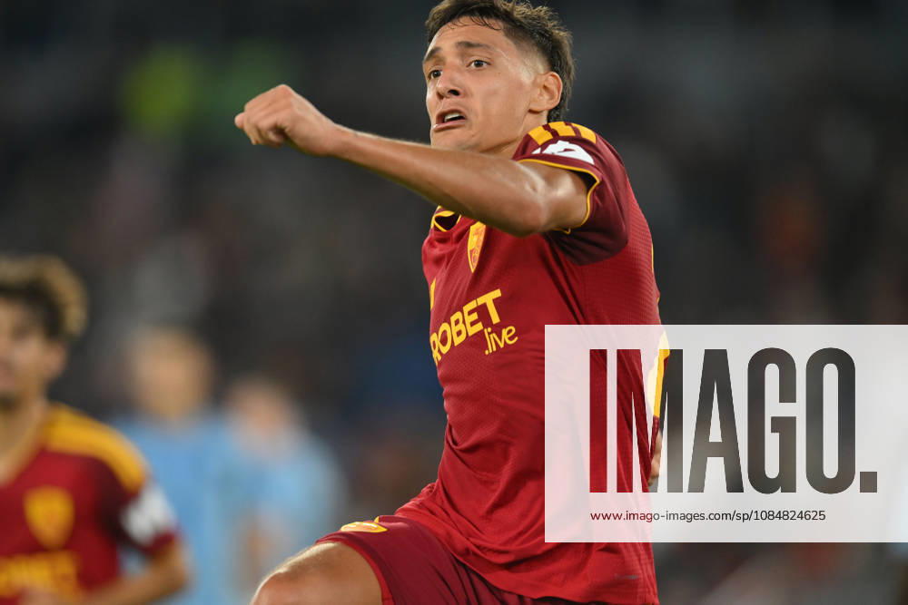 AS Roma v Slovan Bratislava - UEFA Champions League ROME, ITALY - OCTOBER 20 : Nahuer Molina (20) of AS Roma celebrates after scoring a goal during the Champions League match between AS Roma and Slovan Bratislava at Stadio Olimpico on October 20 ,2026 in Rome, Italy. Claudio Pasquazi Anadolu Rome Italy. Editorial use only. Please get in touch for any other usage.