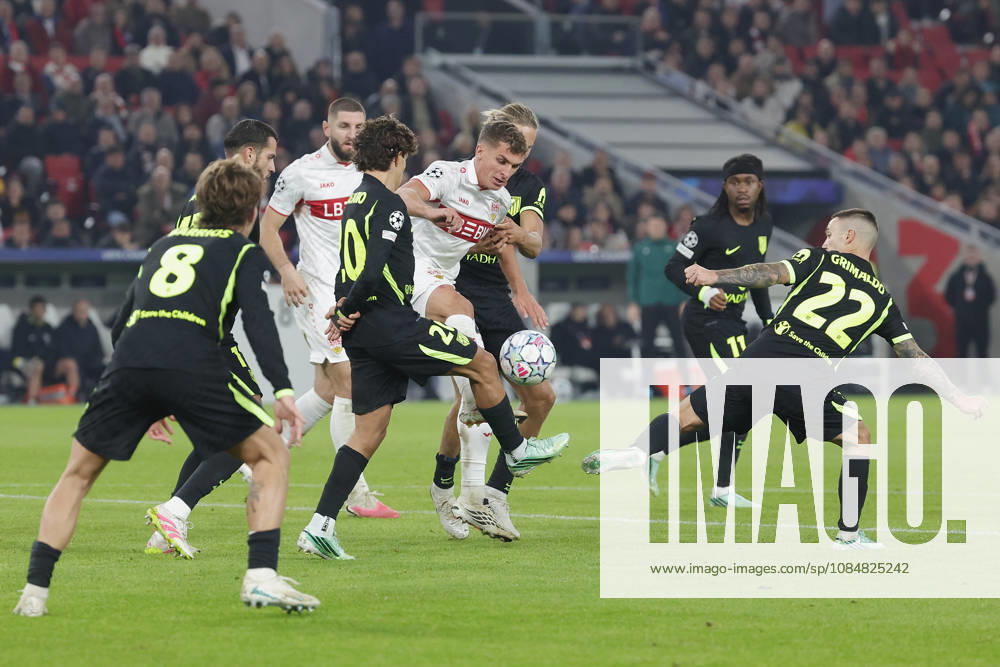 Pictured from left: Pablo Barrios (Atlético Madrid, 8), David Hancko (Atlético Madrid, 17), Jeff Chabot (VfB Stuttgart, 24), Giuliano Simeone (Atlético Madrid, 20), Grischa Proemel (VfB Stuttgart, 21) with the ball, Marcos Llorente (Atlético Madrid, 14), Ademola Lookman (Atlético Madrid, 11), and Alejandro Grimaldo (Atlético Madrid, 22) 20 10 2026, VfB Stuttgart vs. Atlético Madrid, UEFA Champions League, Matchday 3, Germany, Stuttgart, MHP Arena, DFL REGULATIONS PROHIBIT ANY USE OF PHOTOGRAPHS AS IMAGE SEQUENCES AND OR QUASI-VIDEO